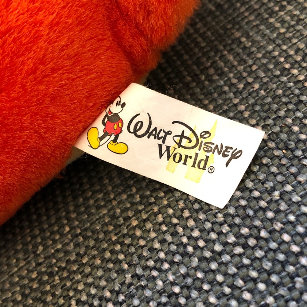Disney Tigger in Safari Outfit - Picture 2 of 7